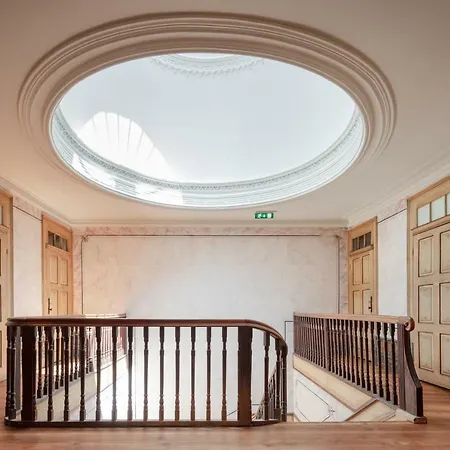 Menina Colina Oporto