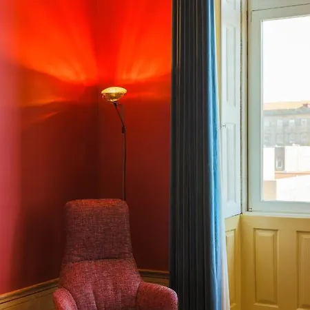 Hotel Menina Colina