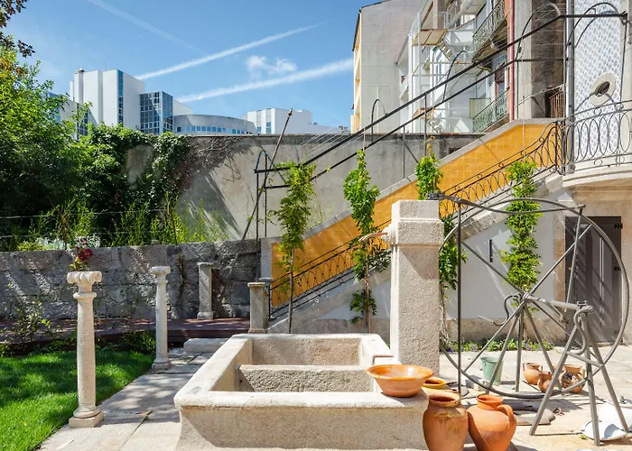 Menina Colina Oporto