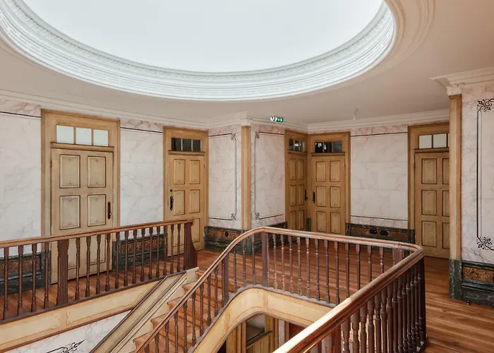 호텔 Menina Colina 4*