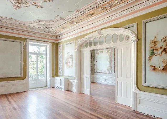 호텔 Menina Colina 4*