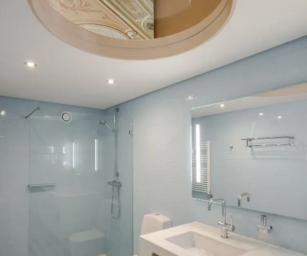 Menina Colina Oporto