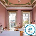 Menina Colina Otel Porto