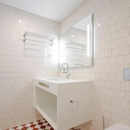 Menina Colina 4* Porto