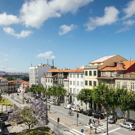 Hotel Menina Colina 4*